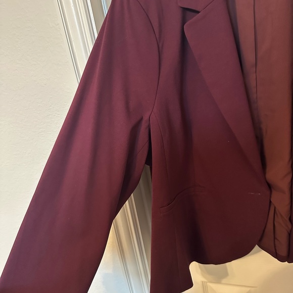 Maroon Blazer - Slight Peplum Modcloth Excellent Condition - Picture 3 of 7
